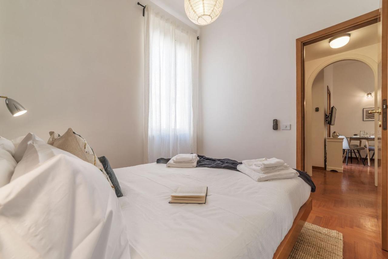 Lively Roma Trastevere Renovated Apartment - FromhometoРим Екстериор снимка