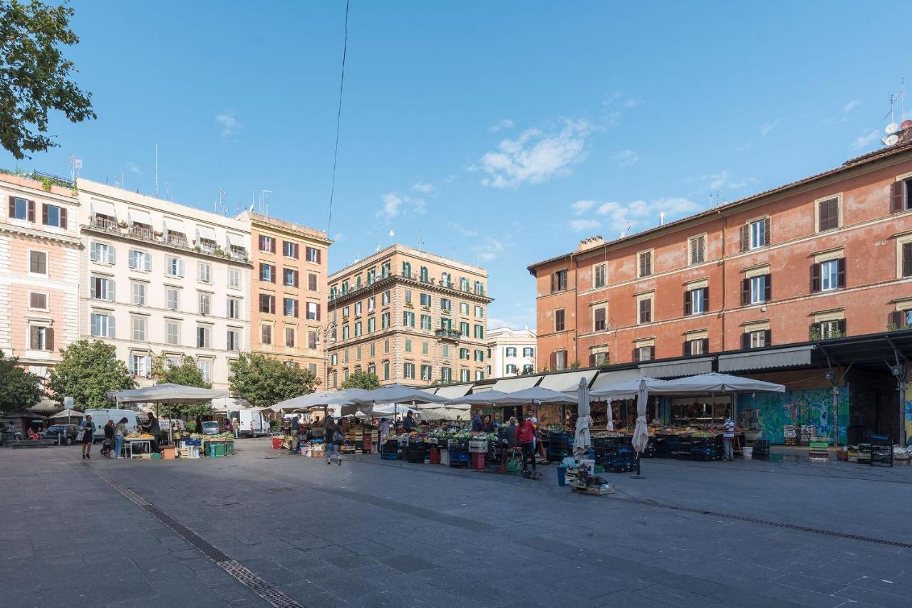 Lively Roma Trastevere Renovated Apartment - FromhometoРим Екстериор снимка